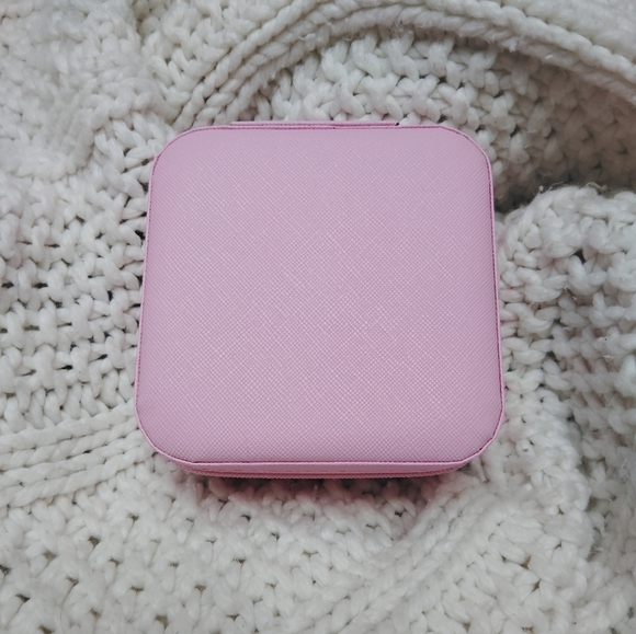 Pink Jewelry Travel Case NWT - Picture 2 of 2